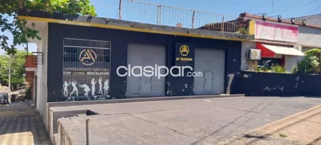 Esquina con locales y dptos en Asunción, foto 2