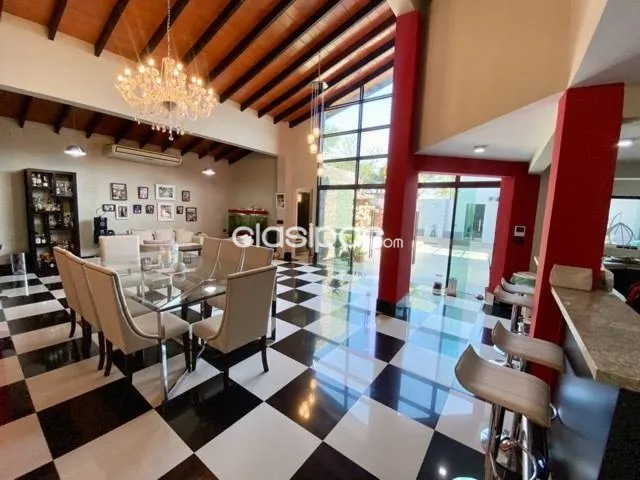 Amplia y moderna casa de 4 dormitorios y piscina en Lambaré - zona municipalidad, foto 4