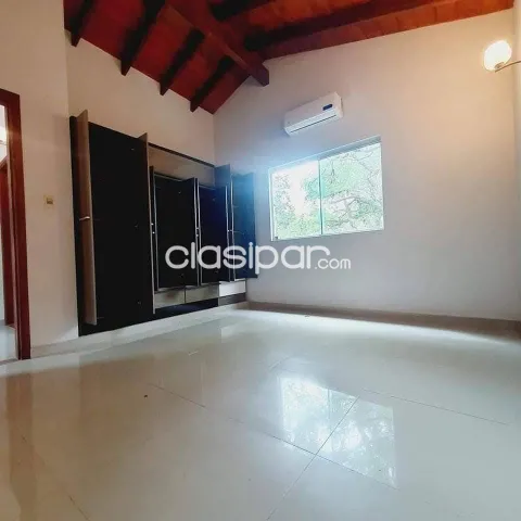 Casa Pareada de 3 dormitorios en Grupo Habitacional Aeropuerto de Asuncion zona CI — foto 3