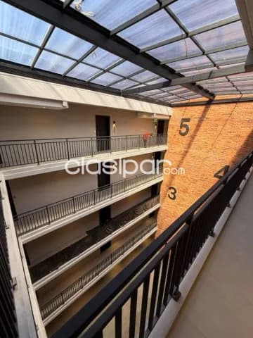 Depto 1 dormitorio en edificio urban cumbres Luque — foto 3