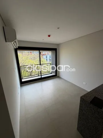 Depto 1 dormitorio en edificio urban cumbres Luque — foto 4
