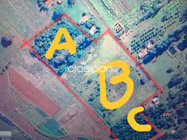Terreno sobre asfalto en una calle lateral con vista al Paraná, foto 5
