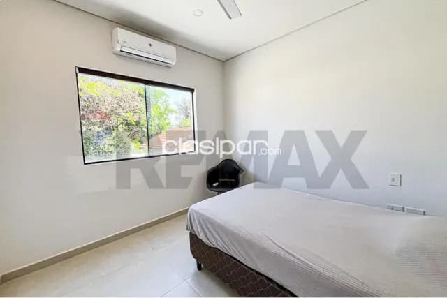 Casa - Venta - Luque, Central, Paraguay — foto 5