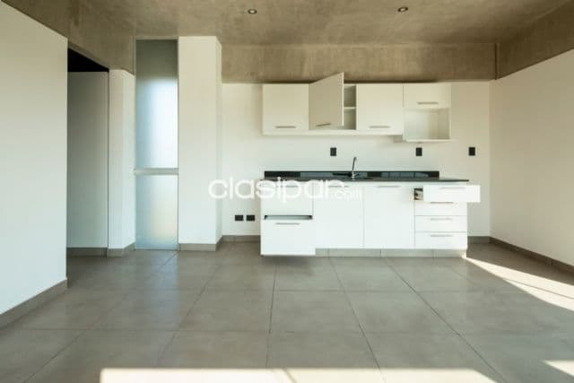 departamento en Edificio Clavelito sobre Avenida en Luque, foto 1
