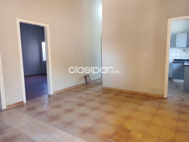 *Alquilo casa en Luque* 📍 Laurelty, cercano a Avda. Nanawa
