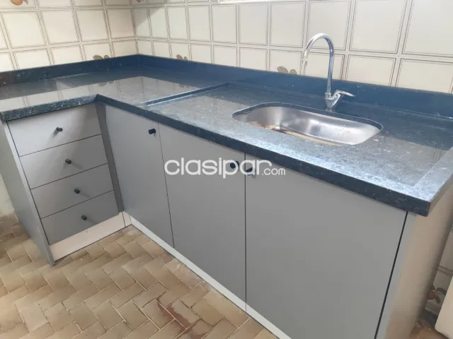 *Alquilo casa en Luque* 📍 Laurelty, cercano a Avda. Nanawa — foto 3