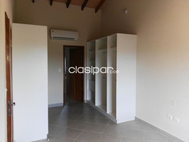 DUPLEX EN BARRIO Herrera Zona Municipalidad de Asunción COD 6578