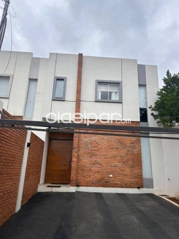 Duplex 3 dormitorios en asuncion zona hipodromo
