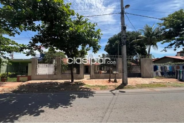Casa amplia buena estructura a refaccionar en bo.san isidro-lambare-terreno 558 m2, foto 4