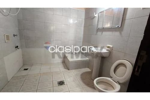amplia propiedad en barrio San Miguel, San Lorenzo ideal para renta, foto 4
