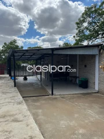 Propiedad esquina en Lambaré complejo de padel en funcionamiento — foto 3