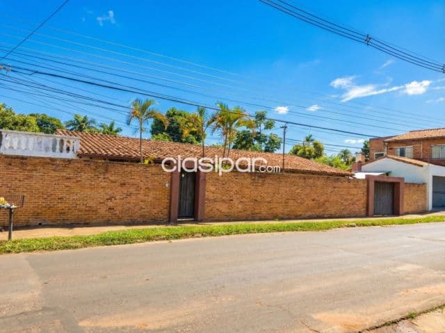 casa en Villa Adela Luque (Z/ Supermercado Los Jardines)