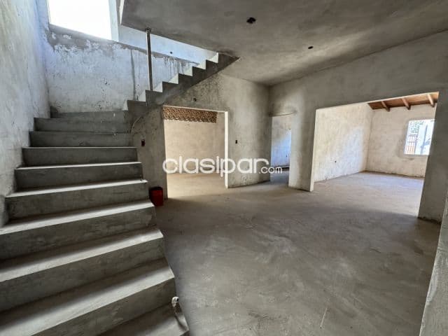 Casa semi terminada en Mariano Roque Alonso, foto 1
