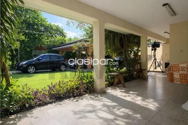 Amplia casa c/3 dormitorios en suite y baños,piscina Las Lomas-Carmelitas, foto 2