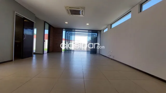 En venta casa en Luque, foto 4