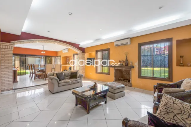 ✨casa de 4 dormitorios en la mejor zona de Lambaré✨, foto 3