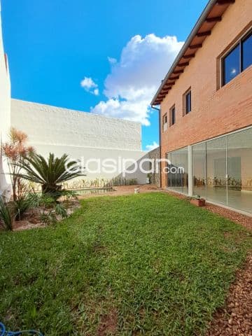 🏡Alquiler hermosa casa con piscina zona Colegio del Sol. 📍Villa Aurelia