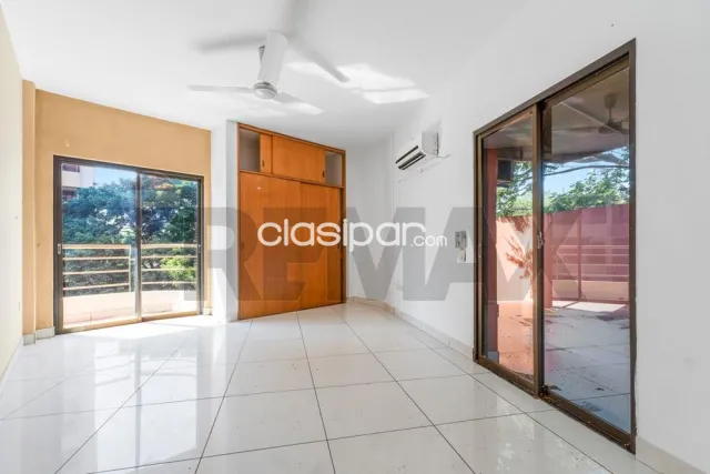 Departamento 2 dormitorios + área de servicio edificio platinum, barrio Las Mercedes — foto 5