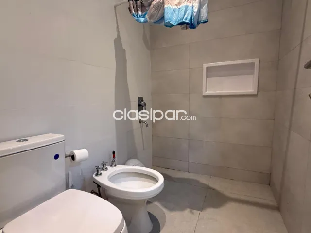 Se Alquila Casa de 2 Dormitorios en suite, en barrio Carmelitas, foto 5