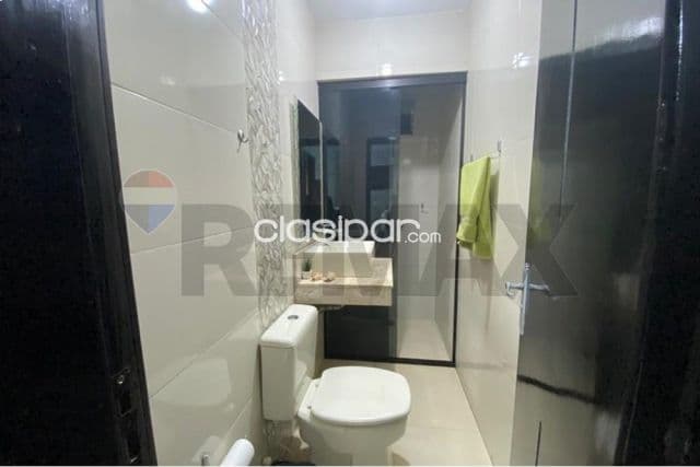 Residencia en San Lorenzo con piscina