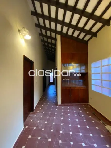 Casa 4 dormitorios en barrio Jara asuncion – apto comercial — foto 4