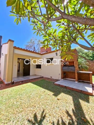Casa en villa adela barrio cerrado