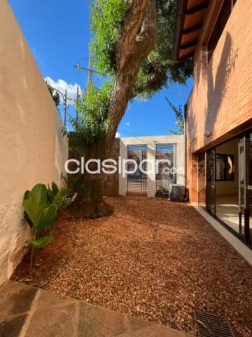 Villla aurelia, prox. Municipalidad: Elegante residencia, 5 dormit, jardín, piscina — foto 2