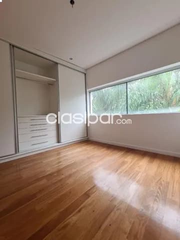 En venta departamento de 2 dormitorios en suite en condominio barrio ycua sati — foto 3
