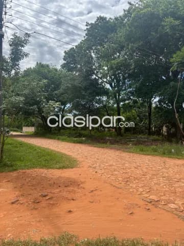 Terreno en esquina Luque, foto 2