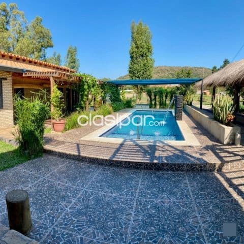 Casa Quinta en venta en Paraguarí con renta activa en zona turística — foto principal