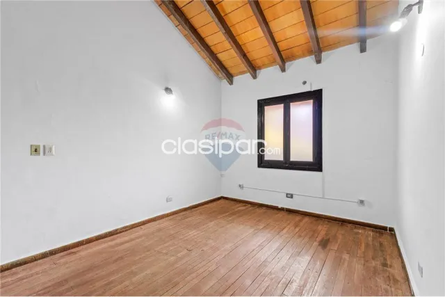 En venta – residencia en esquina barrio mburucuyá, foto 2