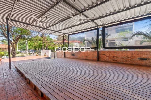 En venta – residencia en esquina barrio mburucuyá, foto 5