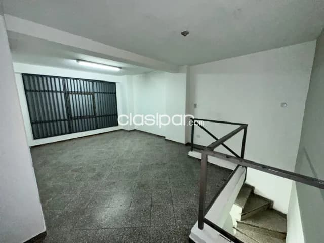Salon comercial en centro de asuncion, sobre calle estrella ideal para oficina o — foto 3