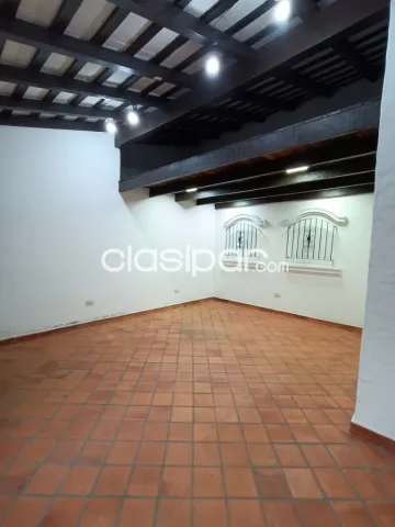 Casa en Pleno Eje Corporativo, Sobre Aviadores del Chaco - LHO7985761 — foto 4