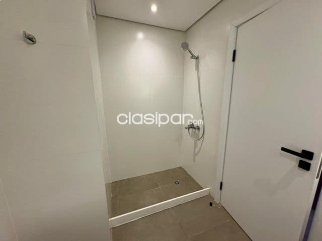 Departamento monoambiente a estrenar sobre av. Molas lópez
