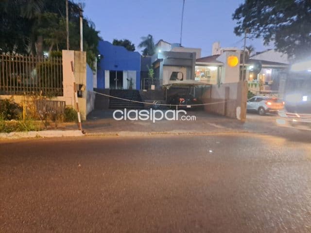 Casa en venta sobre av. España