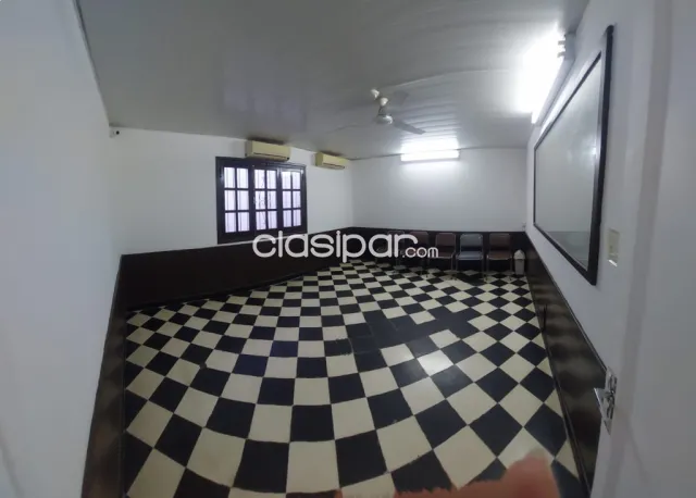 Doy en alquiler vivienda para oficinas — foto 4