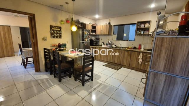 Bo Jara, vendo: Residencia, 726 m2, 4 dormit, jardín, piscina, 260.000 usd, foto 1