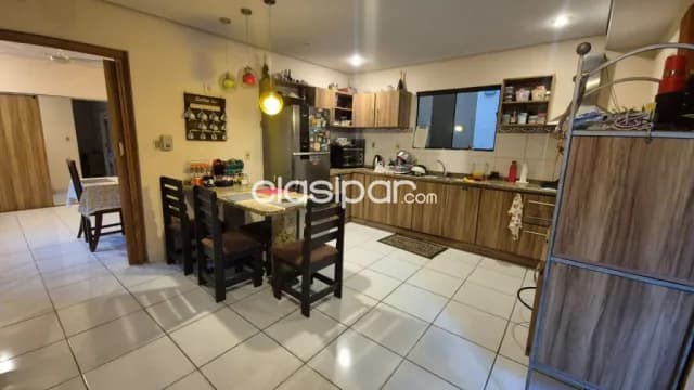 Bo Jara, vendo: Residencia, 726 m2, 4 dormit, jardín, piscina, 260.000 usd, foto 2