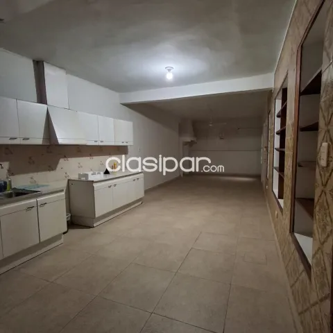 Sajonia, centro: P/ vivienda u oficina, amplios ambientes, 5.000.000 gs, foto 4
