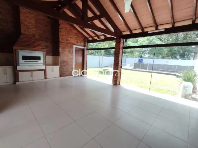 Casa con piscina en Mariano Roque Alonso Zona Shopping MRA, foto 4