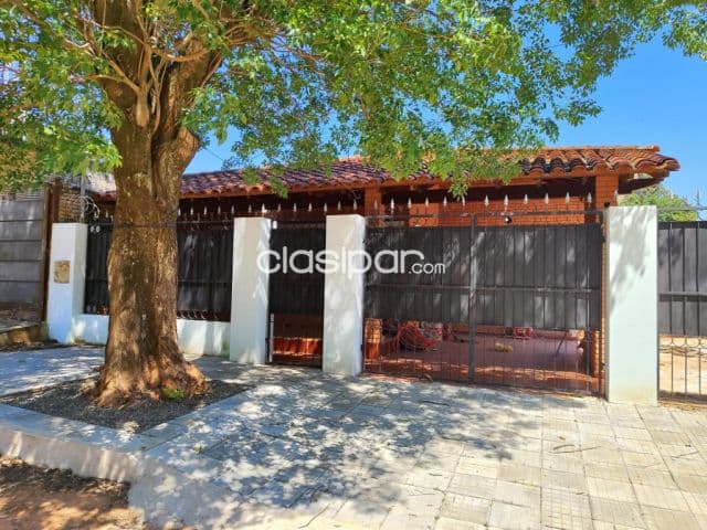 casa en Luque Barrio Laurelty