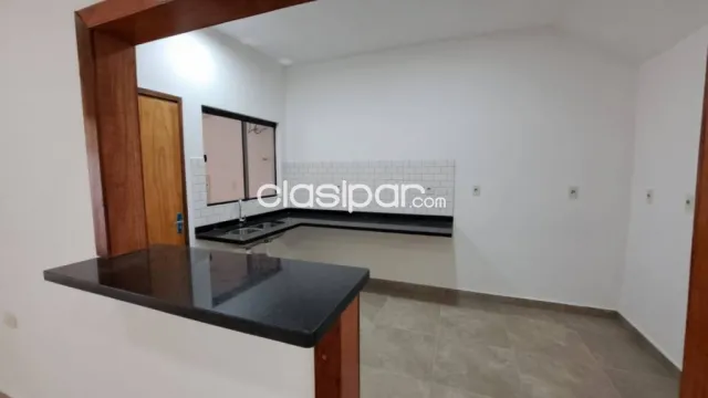 En Venta Duplex en Zona Yacht de Lambare ID 48307, foto 5