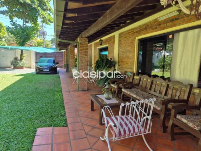 Casa con piscina en stma Trinidad — foto 3