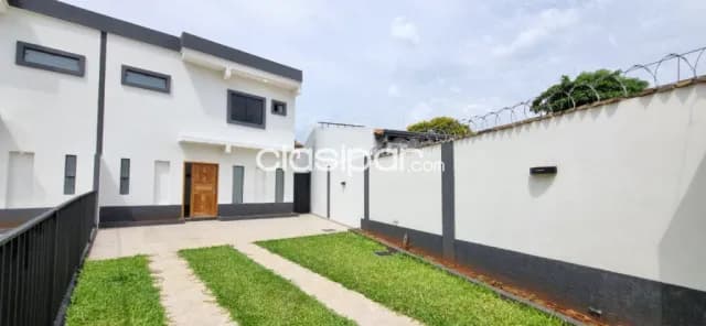Dúplex a Estrenar en Lambaré, límite con Asunción, foto 4