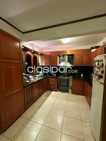 Hermosa casa en Barrio Santa Librada, zona Perón y Félix Bogado COD 6595, foto 4