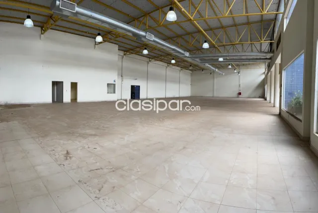 Showroom en coronel oviedo, foto 3