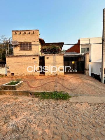 Casa en lambare