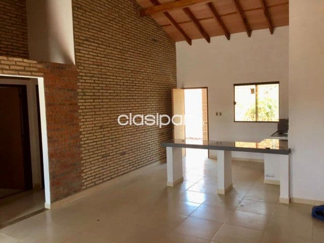 Casa en Mariano Roque Alonso
