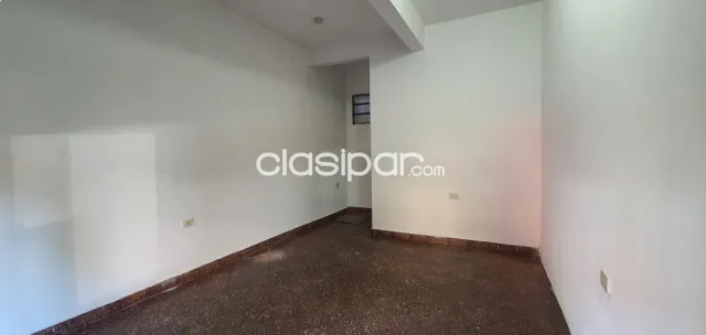 Salon comercial en Luque, foto 4